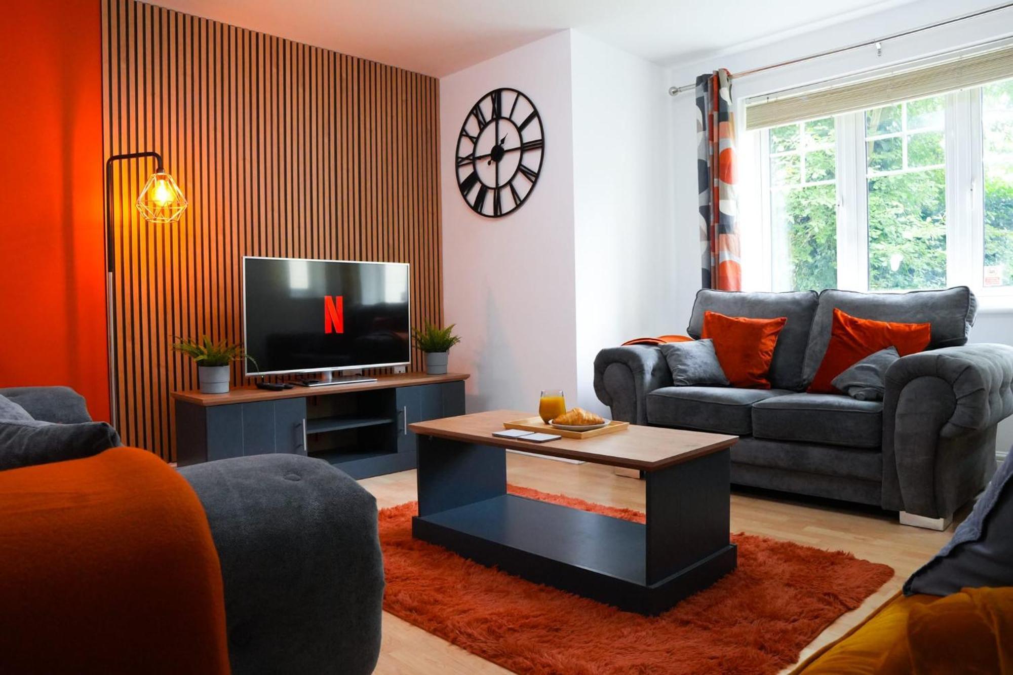 Whole 2-Bed Apartment - Contractors, Professionals, Ulez Free, Free Parking, B'Ham City 10Mins Birmingham Eksteriør billede