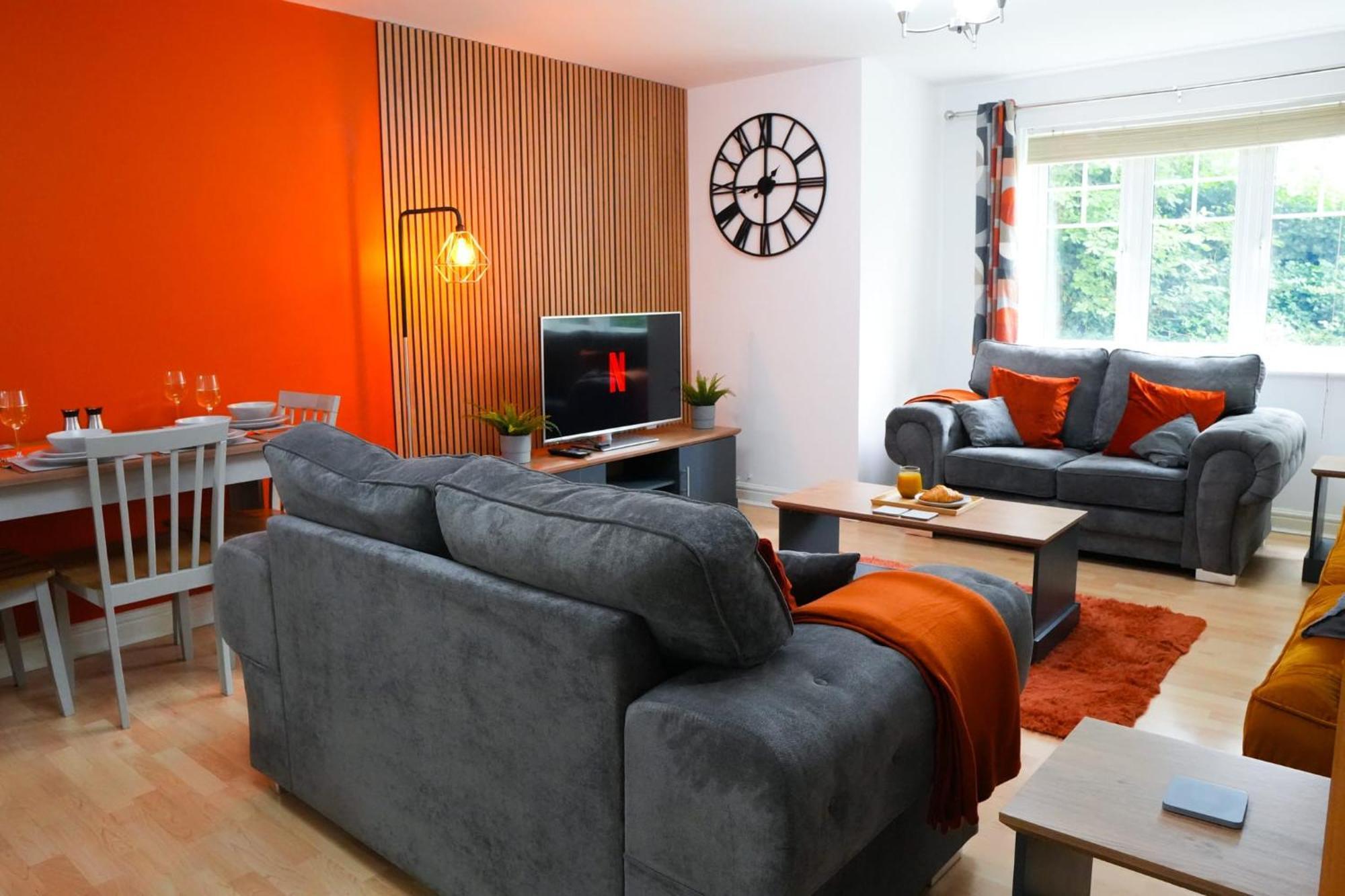Whole 2-Bed Apartment - Contractors, Professionals, Ulez Free, Free Parking, B'Ham City 10Mins Birmingham Eksteriør billede