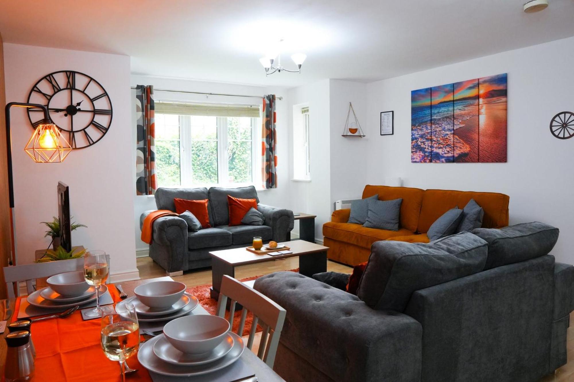 Whole 2-Bed Apartment - Contractors, Professionals, Ulez Free, Free Parking, B'Ham City 10Mins Birmingham Eksteriør billede